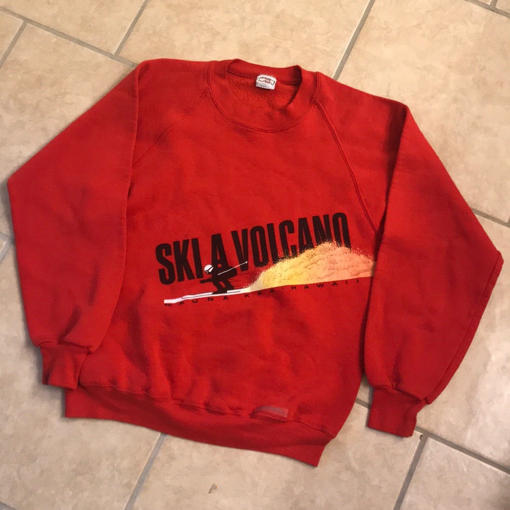 Ski A Volcano Vintage 1980s Hawaii Sweatshirt